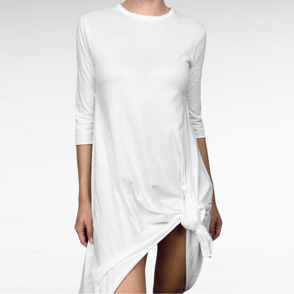 Mark And Estel | White Flowy Asymmetric Crew Neck High-Low Cotton T-Shirt Dress - Picture 2 of 16